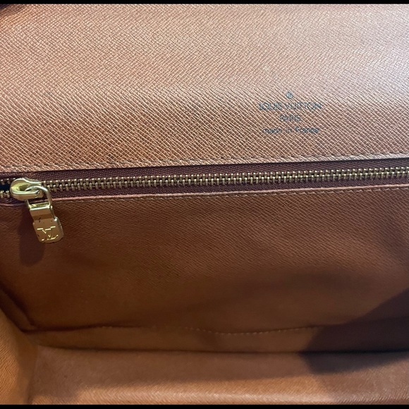 ❌SOLD❌Authentic LV Monogram Monceau 28 - Picture 8 of 14